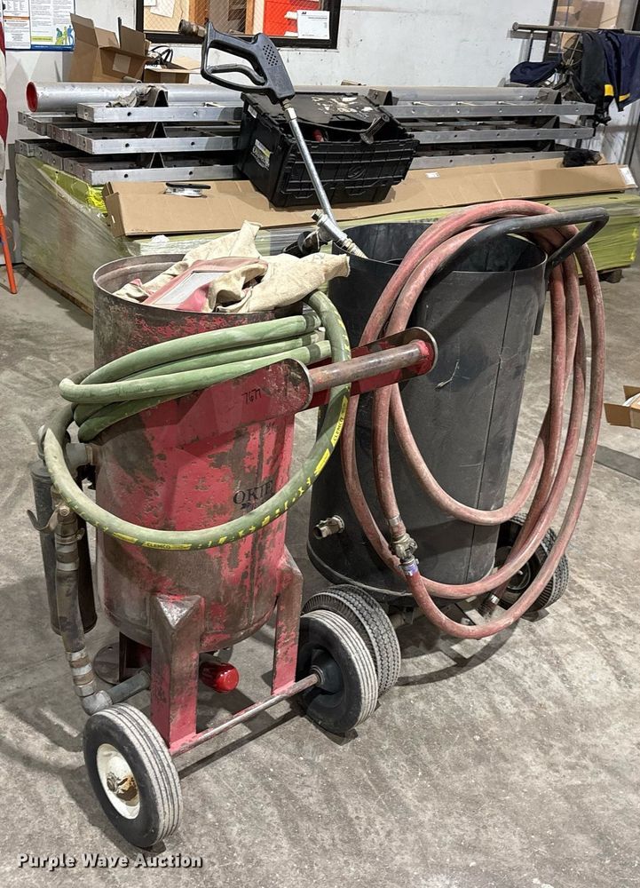 image for item EM2617 Tools