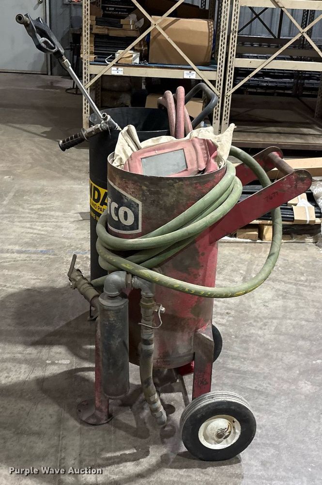 image for item EM2617 Tools