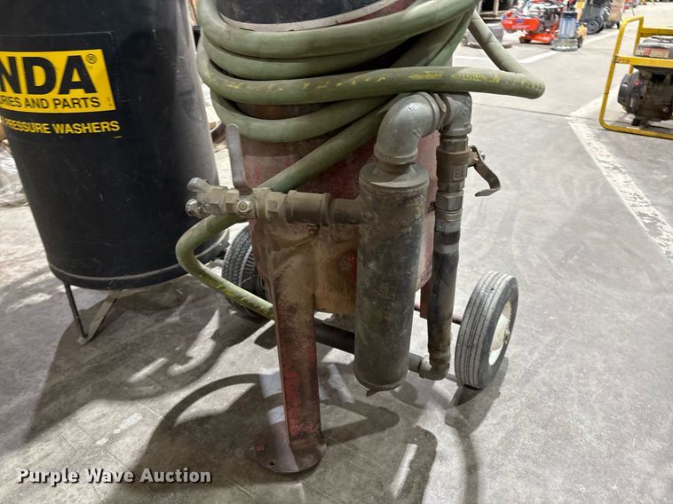 image for item EM2617 Tools