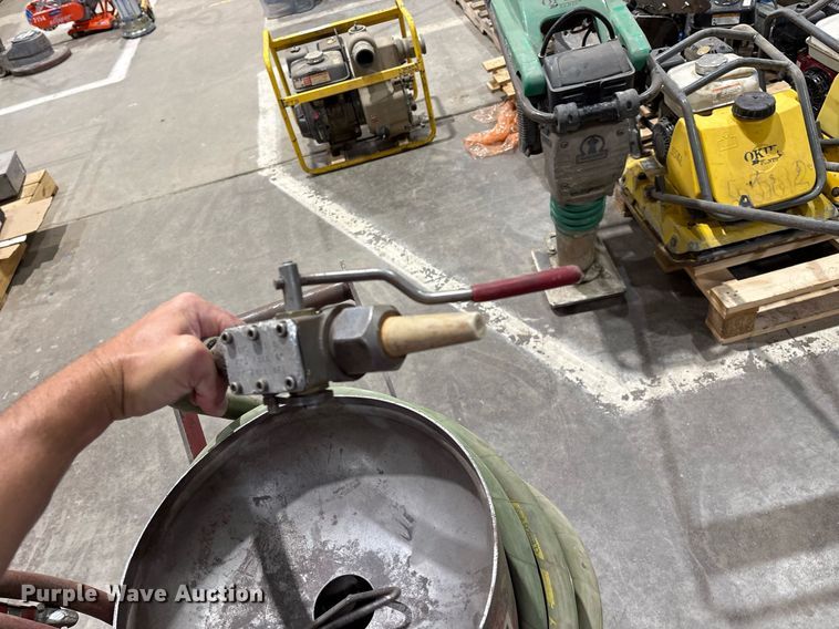 image for item EM2617 Tools