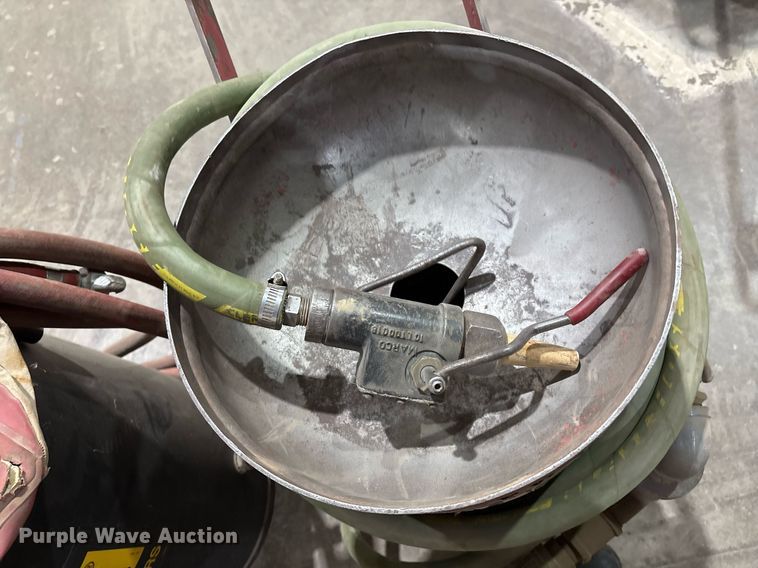 image for item EM2617 Tools