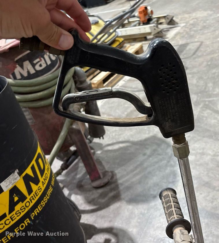 image for item EM2617 Tools