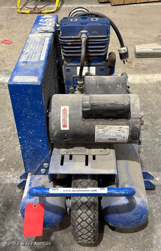 image for item EM2620 Quincey QTS-3 air compressor