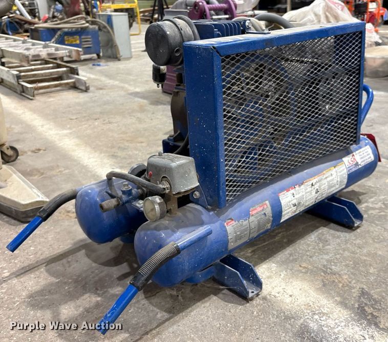 image for item EM2620 Quincey QTS-3 air compressor