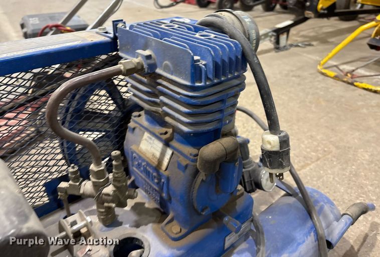 image for item EM2620 Quincey QTS-3 air compressor