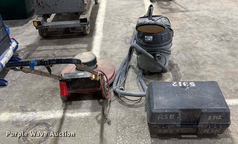 image for item EM2621 Tools