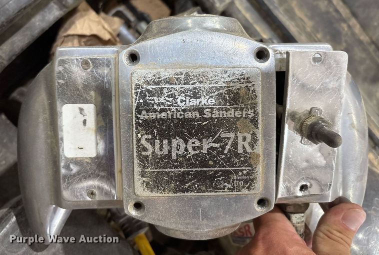 image for item EM2621 Tools