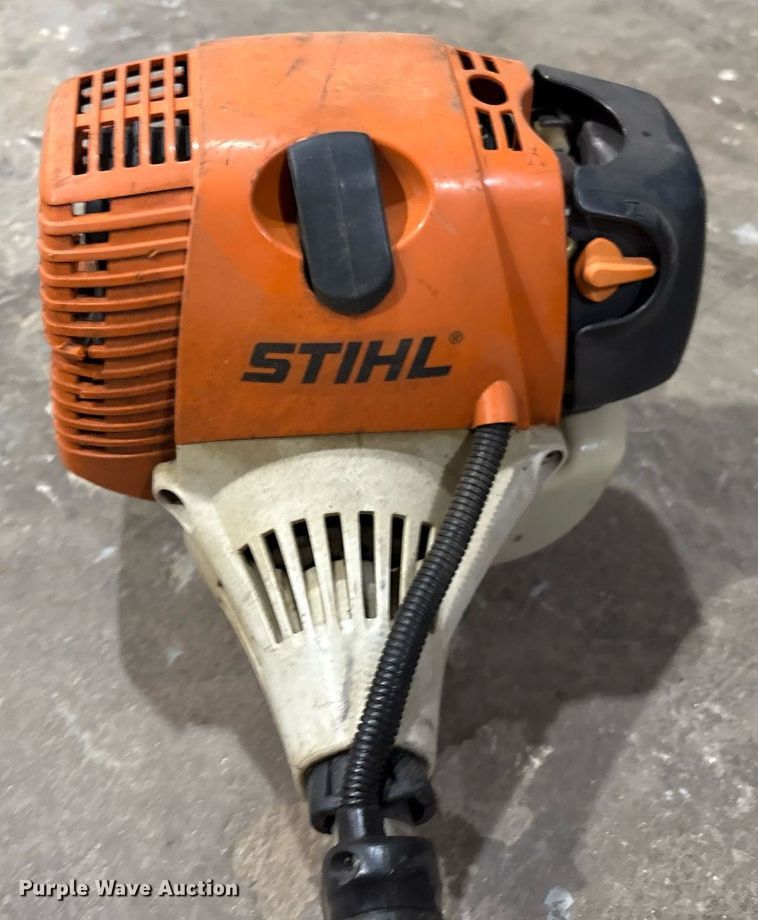 image for item EM2623 Stihl HT100 12