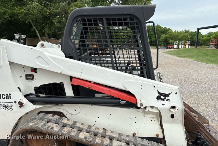 image for item EM2627 2017 Bobcat T630 tracked skid steer loader