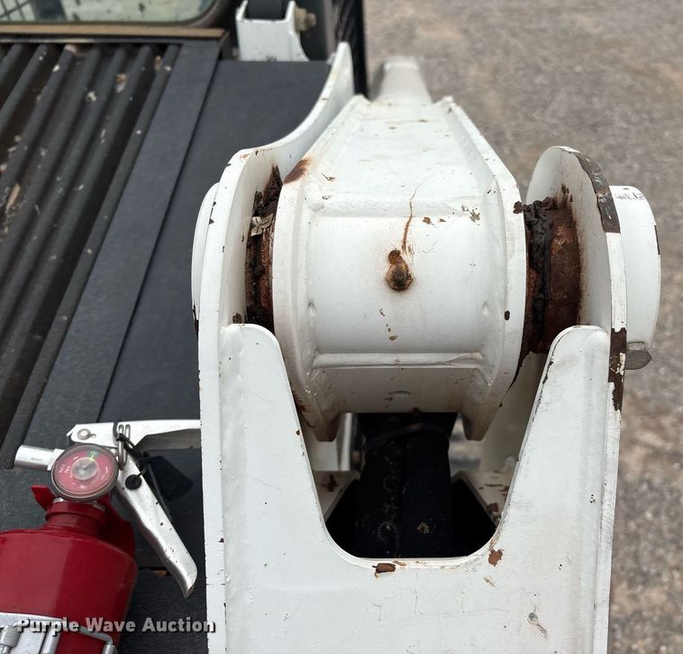 image for item EM2627 2017 Bobcat T630 tracked skid steer loader