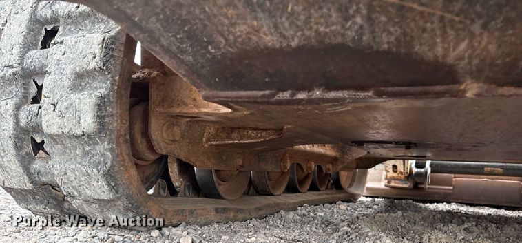 image for item EM2627 2017 Bobcat T630 tracked skid steer loader