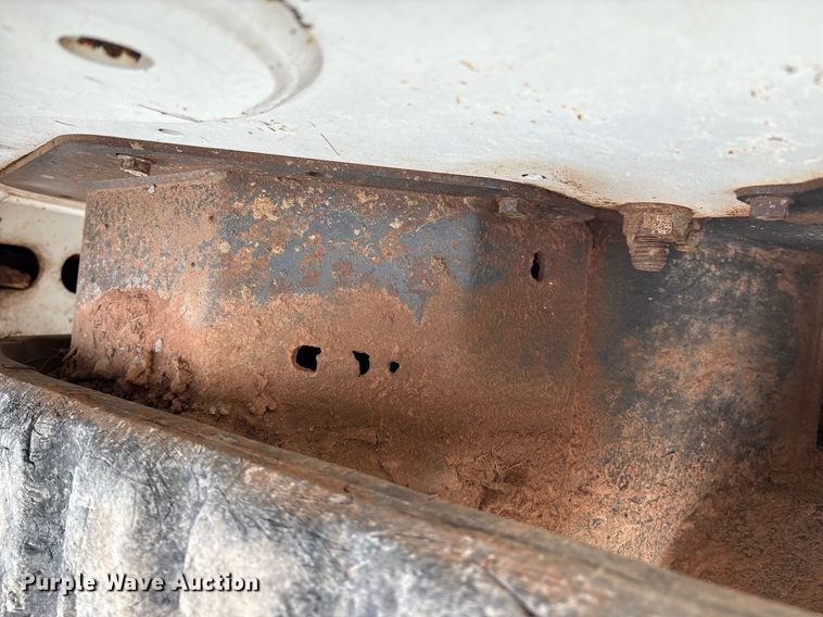 image for item EM2627 2017 Bobcat T630 tracked skid steer loader