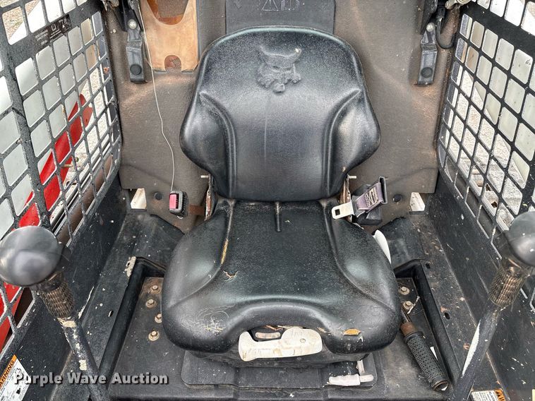 image for item EM2627 2017 Bobcat T630 tracked skid steer loader