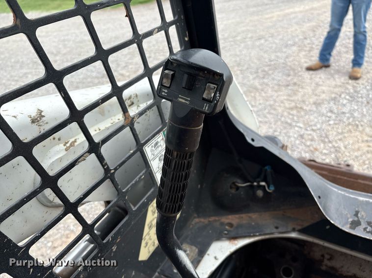 image for item EM2627 2017 Bobcat T630 tracked skid steer loader