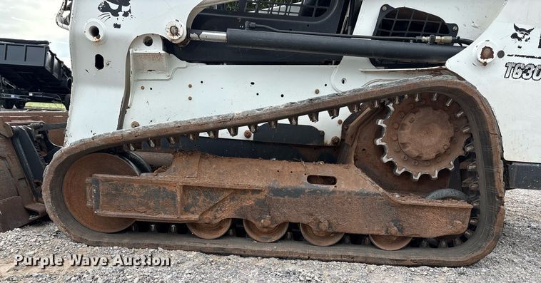 image for item EM2627 2017 Bobcat T630 tracked skid steer loader