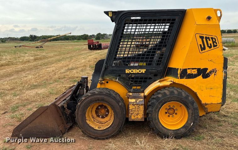 image for item EM2631 1999 JCB 185 Robot Series 3 skid steer loader