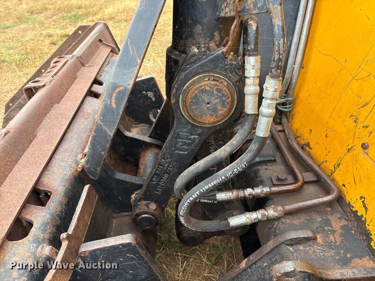 image for item EM2631 1999 JCB 185 Robot Series 3 skid steer loader