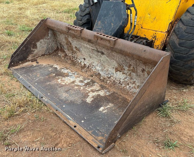 image for item EM2631 1999 JCB 185 Robot Series 3 skid steer loader