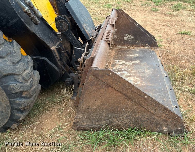 image for item EM2631 1999 JCB 185 Robot Series 3 skid steer loader