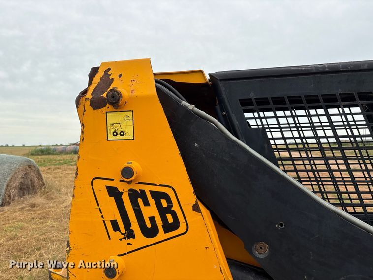 image for item EM2631 1999 JCB 185 Robot Series 3 skid steer loader