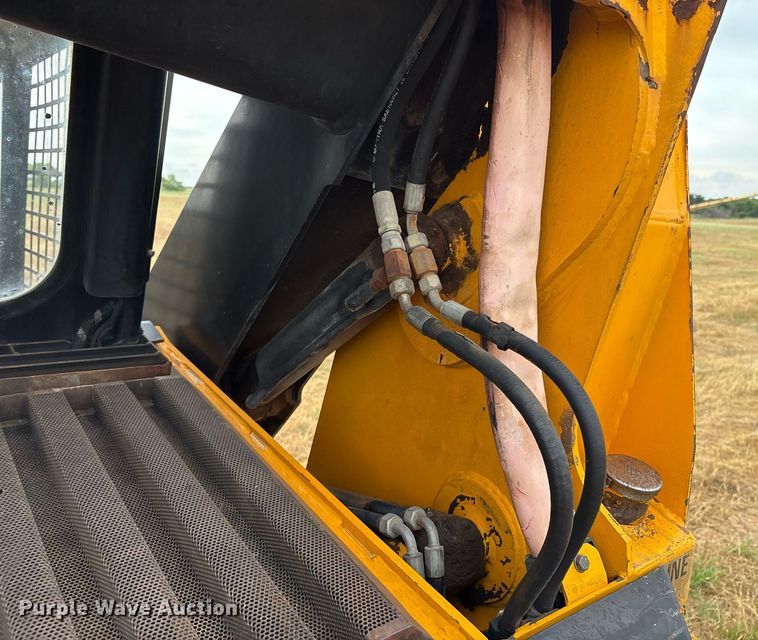 image for item EM2631 1999 JCB 185 Robot Series 3 skid steer loader