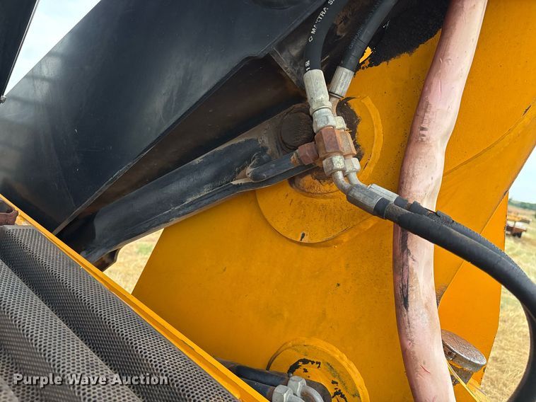 image for item EM2631 1999 JCB 185 Robot Series 3 skid steer loader