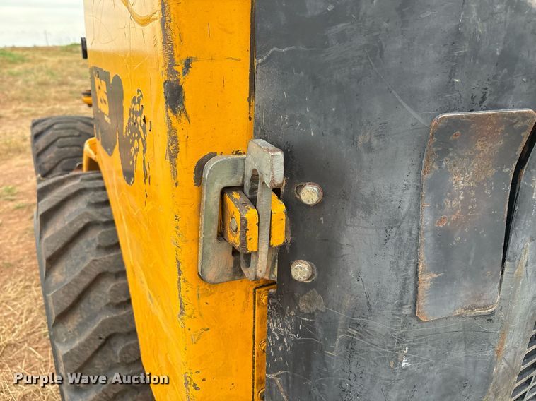 image for item EM2631 1999 JCB 185 Robot Series 3 skid steer loader