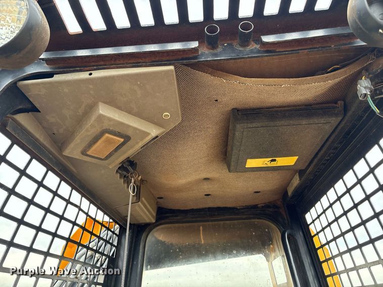 image for item EM2631 1999 JCB 185 Robot Series 3 skid steer loader