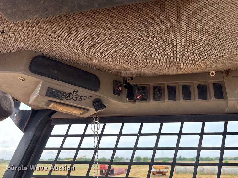 image for item EM2631 1999 JCB 185 Robot Series 3 skid steer loader