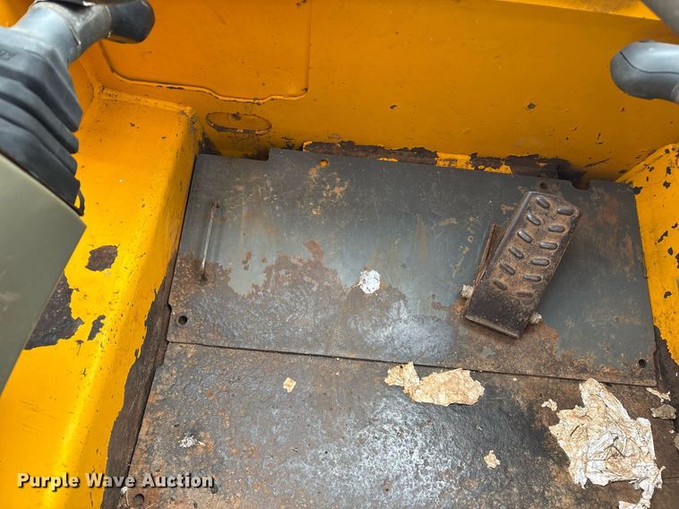 image for item EM2631 1999 JCB 185 Robot Series 3 skid steer loader