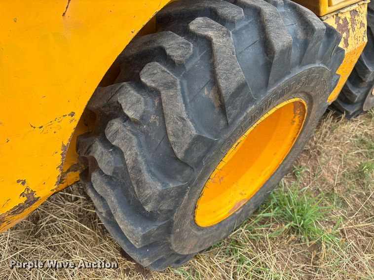 image for item EM2631 1999 JCB 185 Robot Series 3 skid steer loader