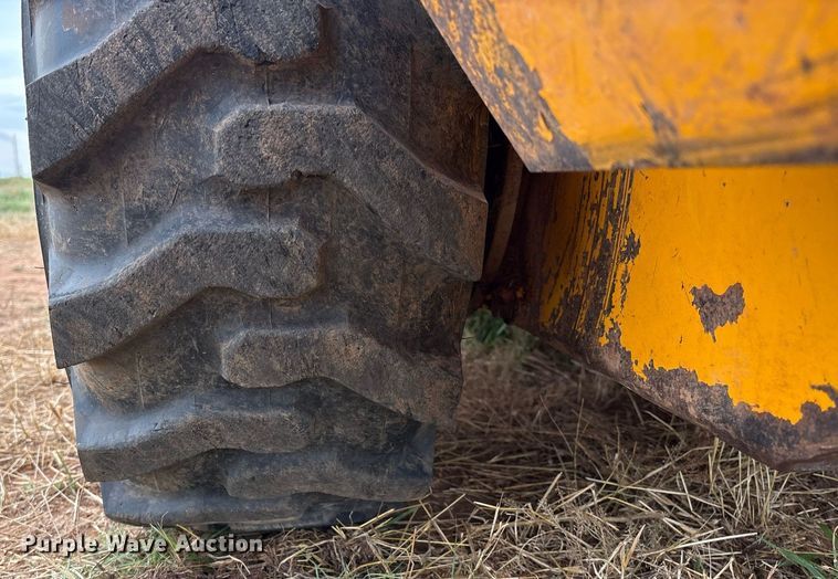 image for item EM2631 1999 JCB 185 Robot Series 3 skid steer loader