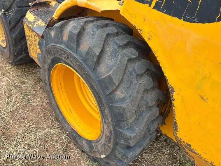 image for item EM2631 1999 JCB 185 Robot Series 3 skid steer loader