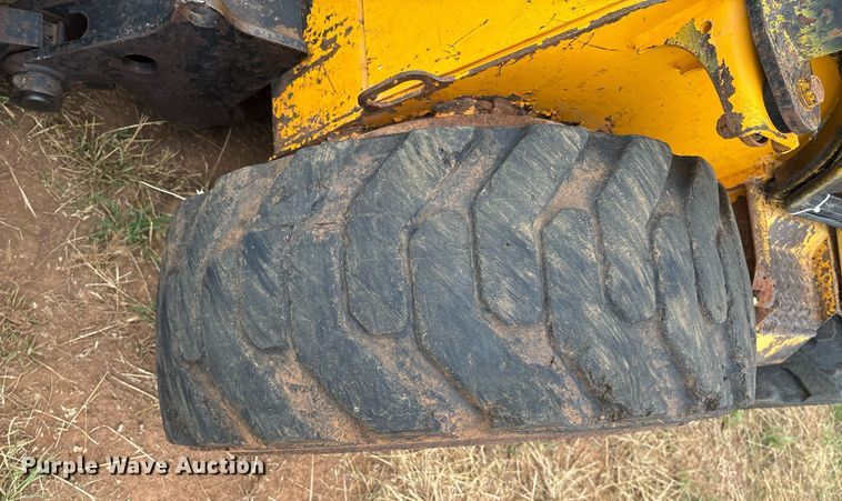 image for item EM2631 1999 JCB 185 Robot Series 3 skid steer loader