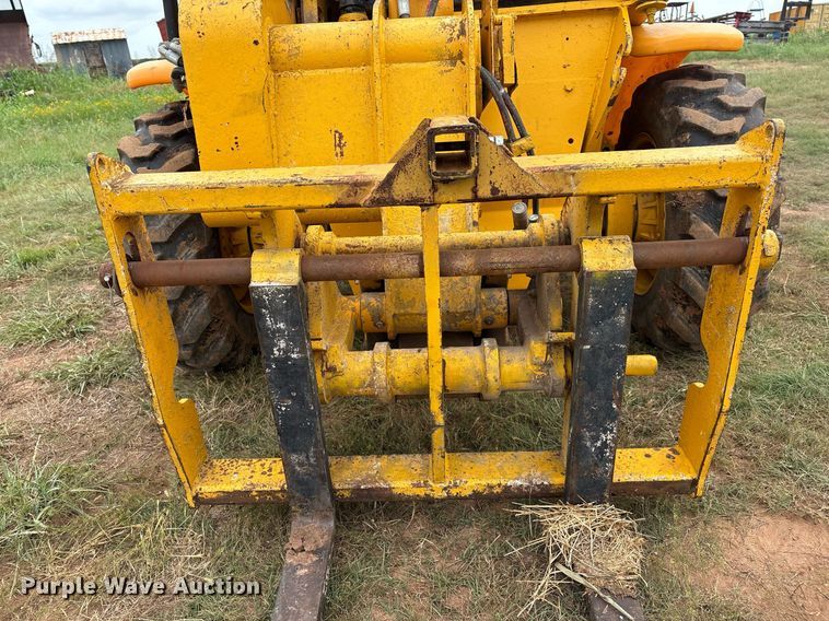 image for item EM2634 1998 JCB 520 telehandler