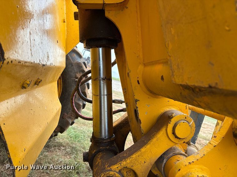 image for item EM2634 1998 JCB 520 telehandler