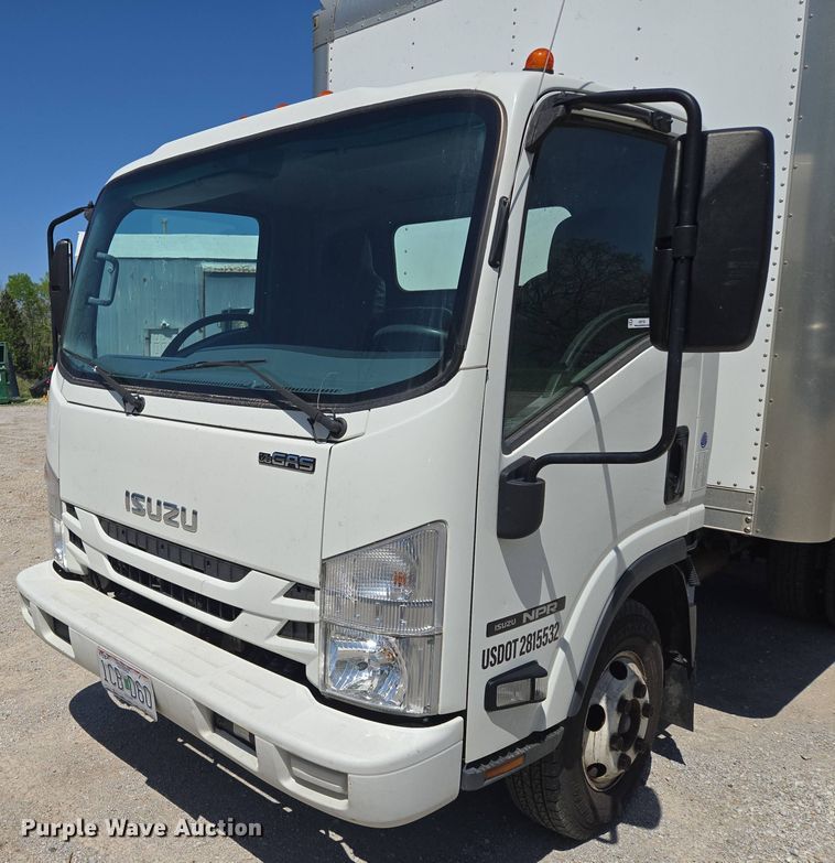 image for item EM7103 2019 Isuzu  NPR  box truck