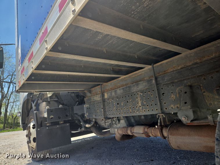 image for item EM7103 2019 Isuzu  NPR  box truck