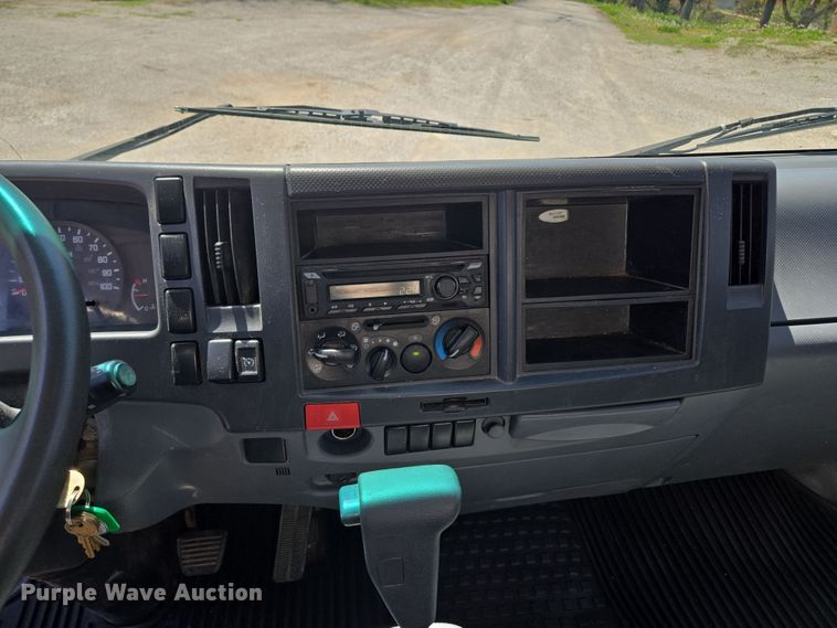 image for item EM7103 2019 Isuzu  NPR  box truck