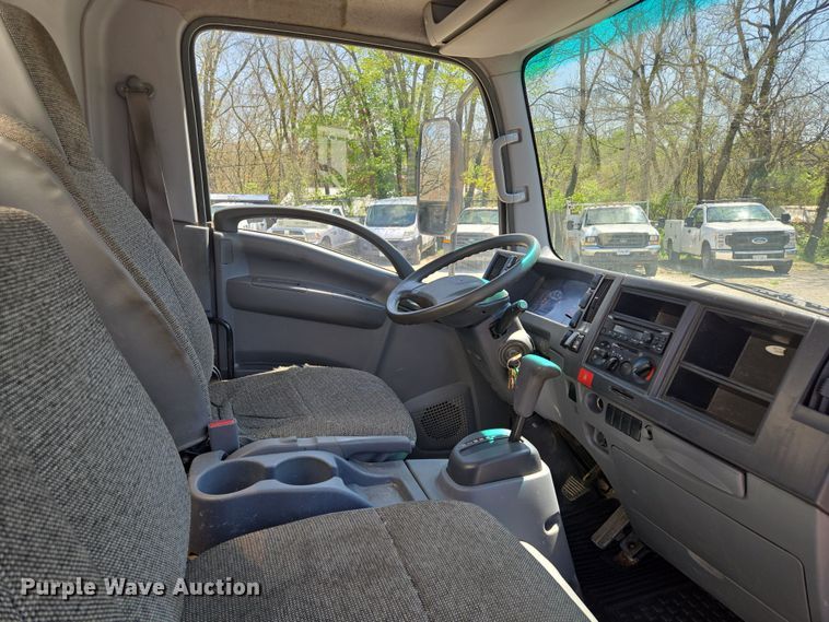 image for item EM7103 2019 Isuzu  NPR  box truck