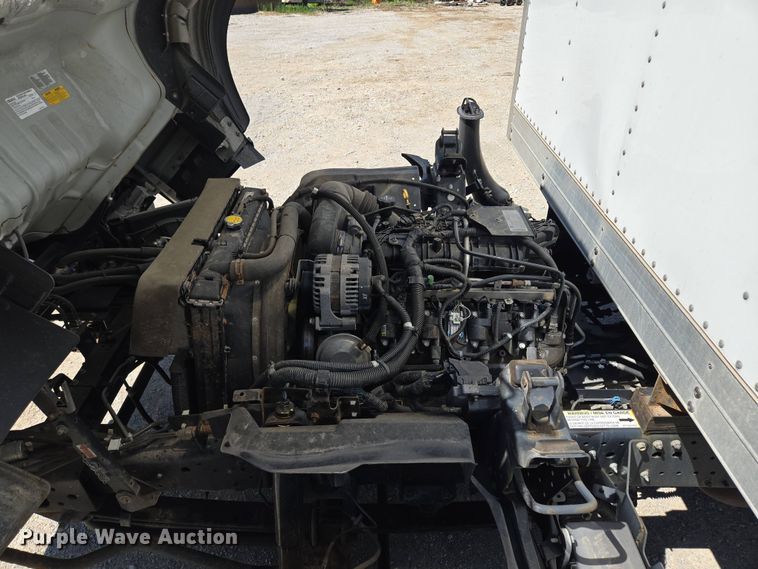 image for item EM7103 2019 Isuzu  NPR  box truck