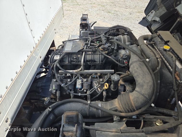 image for item EM7103 2019 Isuzu  NPR  box truck