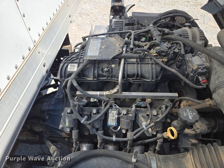 image for item EM7103 2019 Isuzu  NPR  box truck