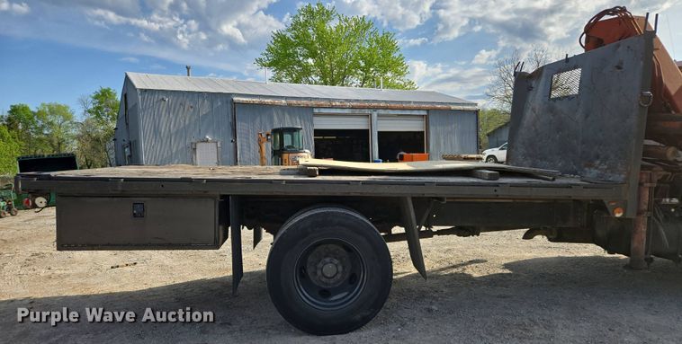 image for item EM7107 1997 GMC C7500 crane truck