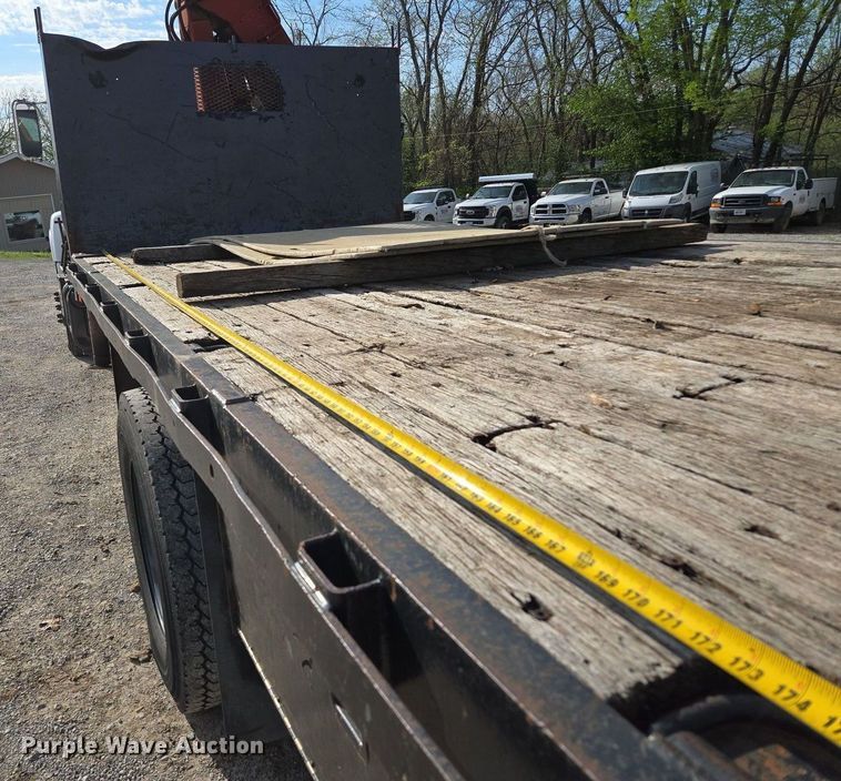 image for item EM7107 1997 GMC C7500 crane truck