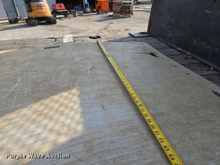 image for item EM7107 1997 GMC C7500 crane truck