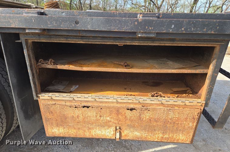 image for item EM7107 1997 GMC C7500 crane truck