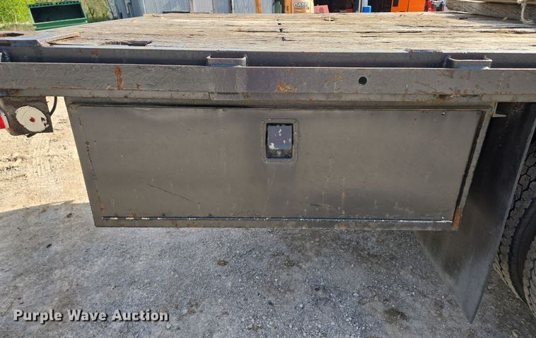 image for item EM7107 1997 GMC C7500 crane truck