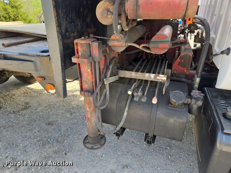 image for item EM7107 1997 GMC C7500 crane truck