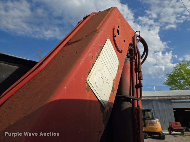 image for item EM7107 1997 GMC C7500 crane truck